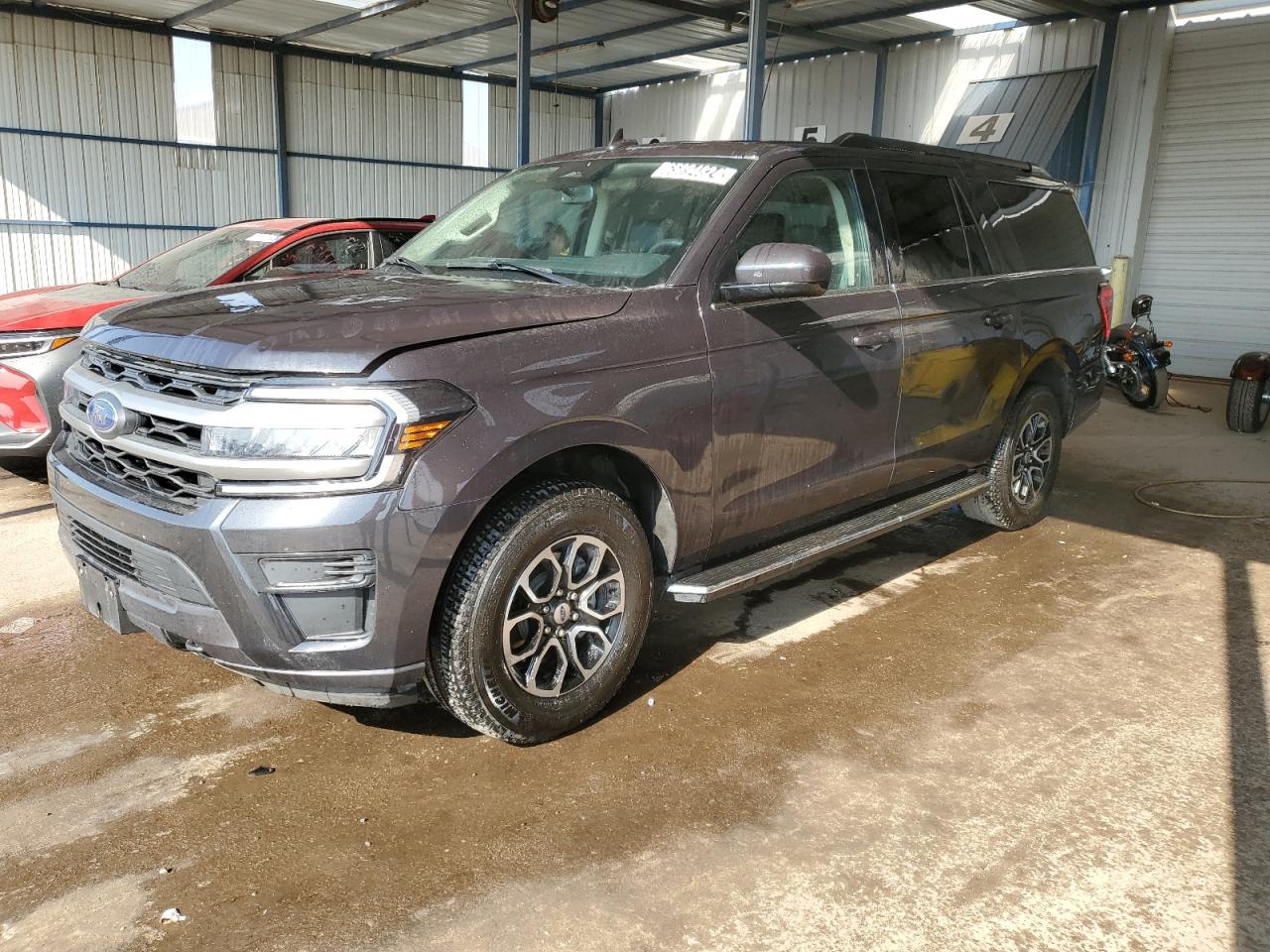 FORD EXPEDITION 2023