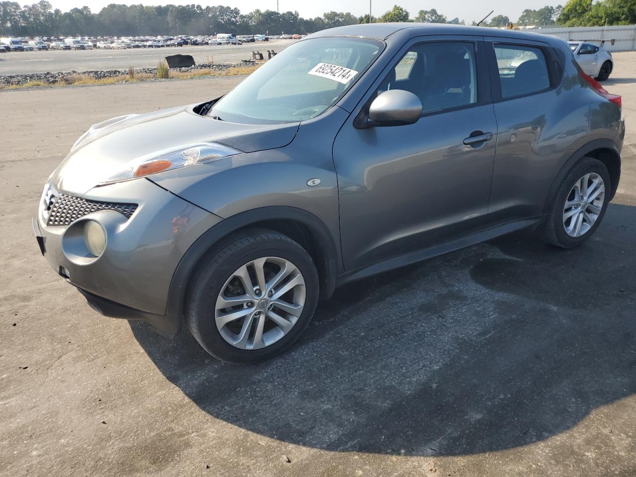 NISSAN JUKE 2012