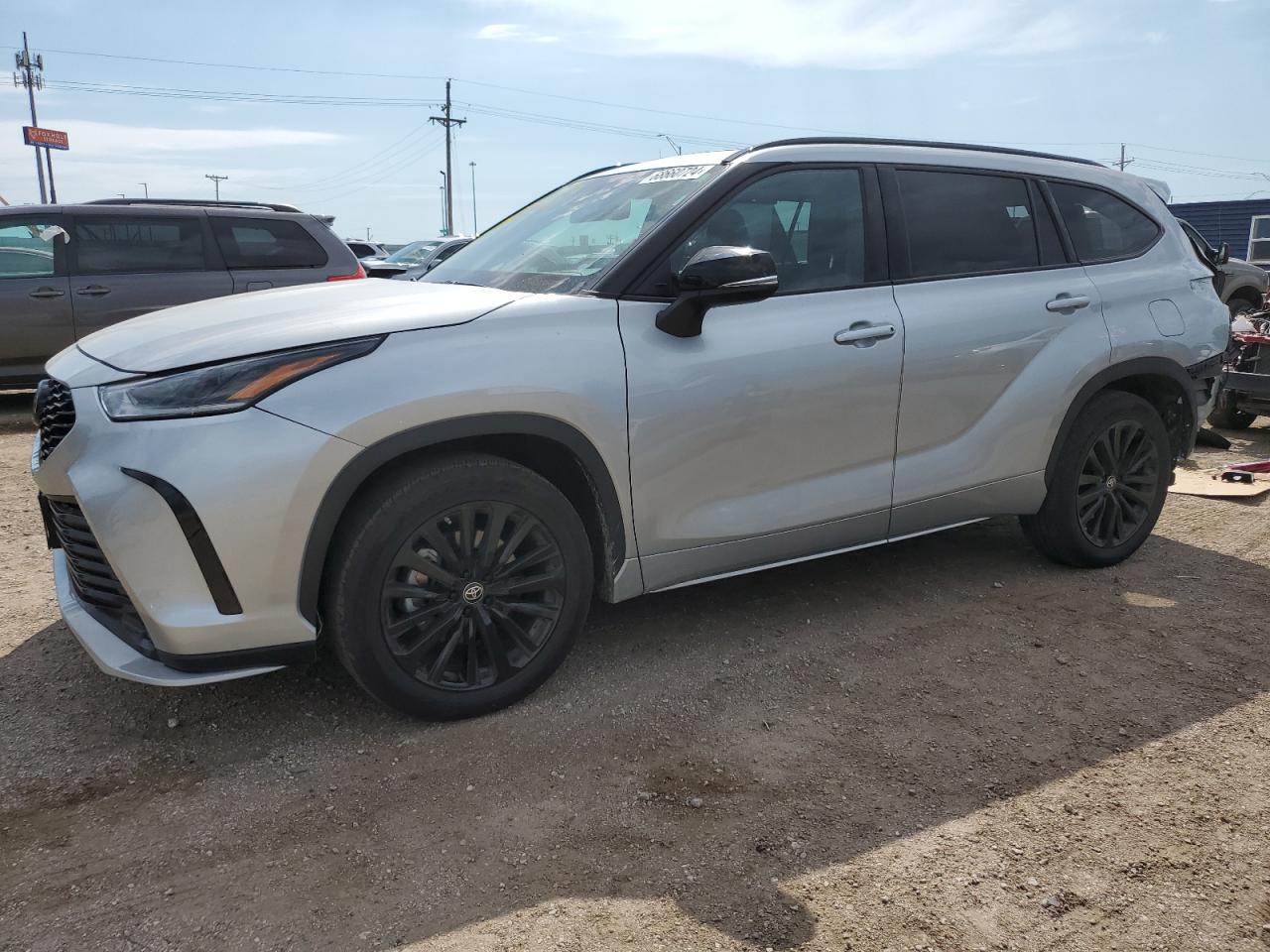 TOYOTA HIGHLANDER 2024