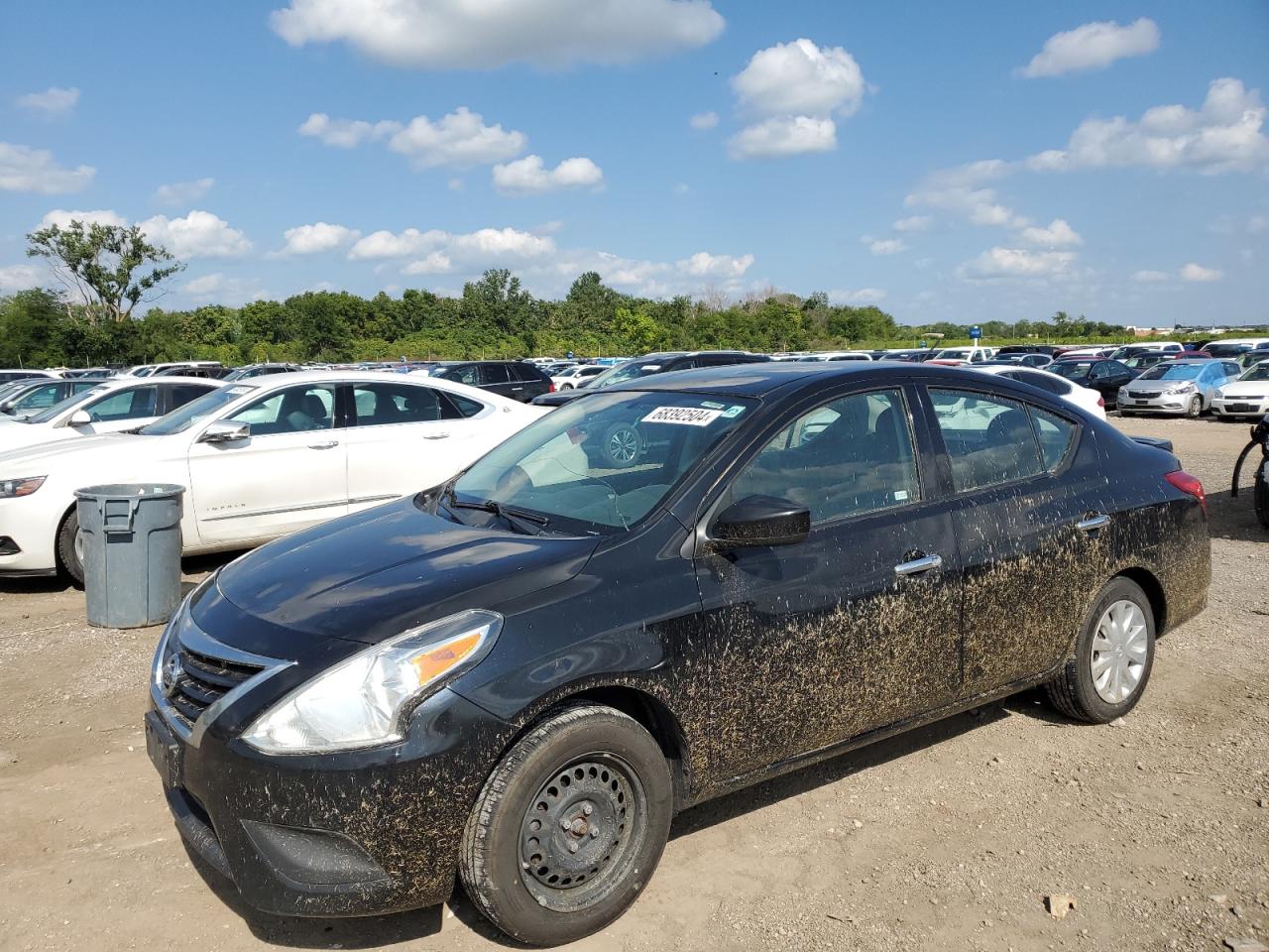 NISSAN VERSA 2016