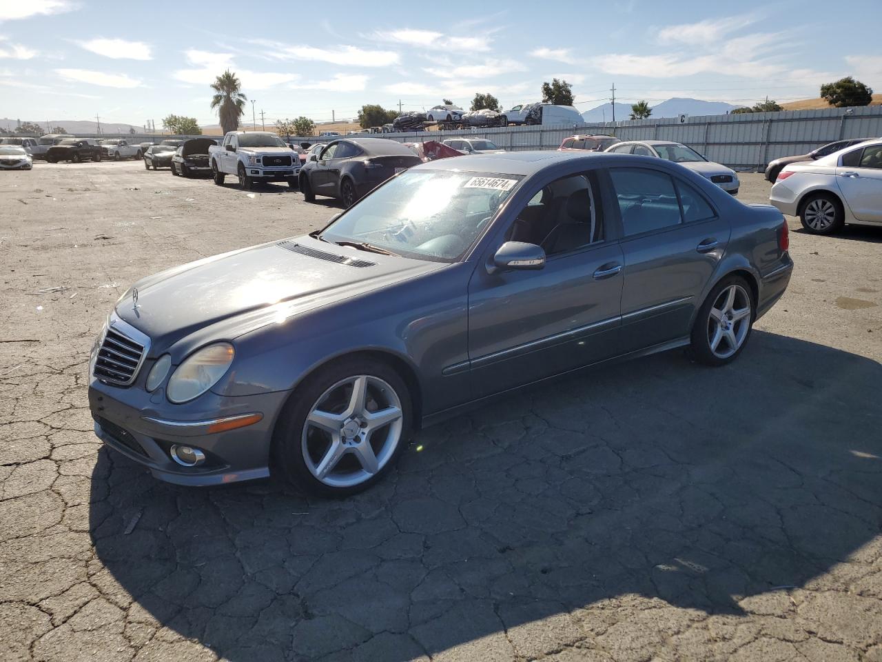 MERCEDES-BENZ E-CLASS 2009