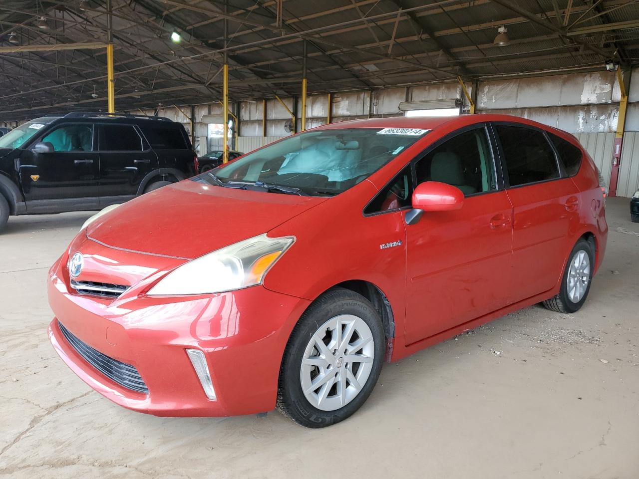 TOYOTA PRIUS V 2012