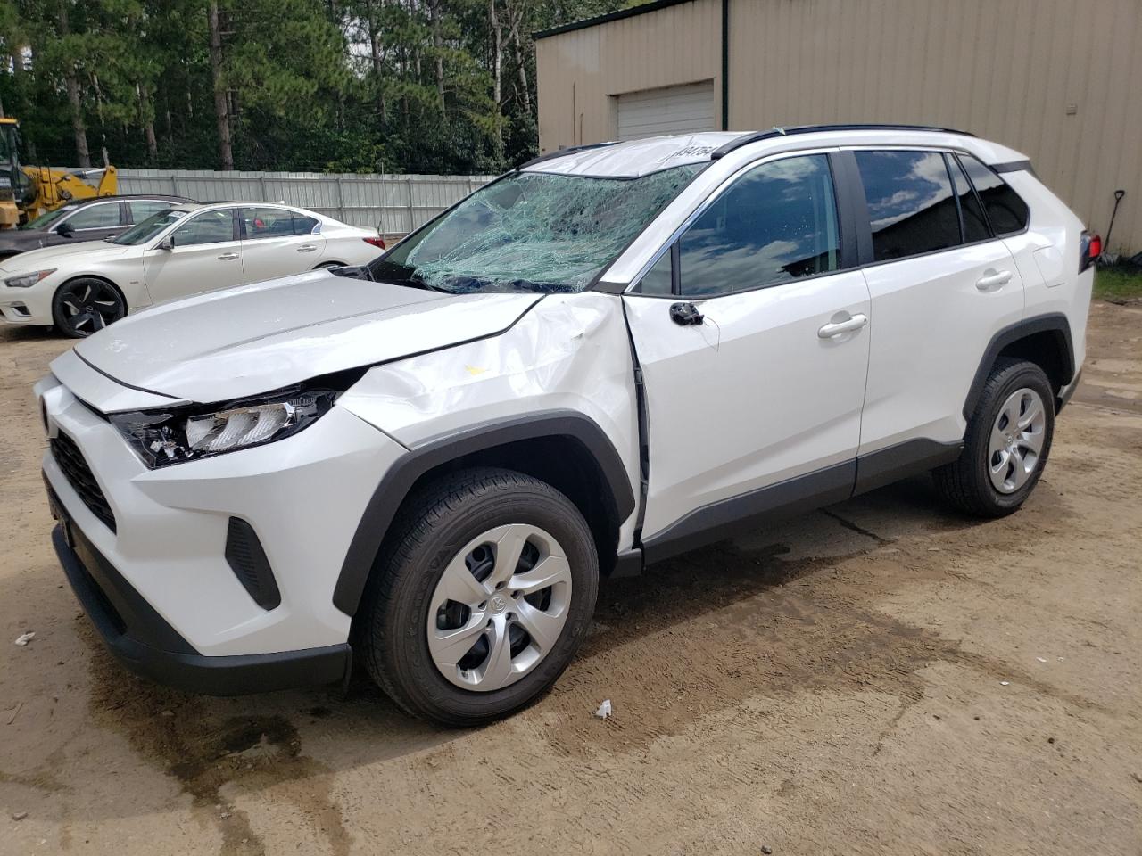TOYOTA RAV4 LE 2021