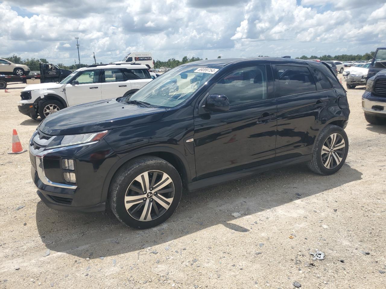 MITSUBISHI OUTLANDER 2020