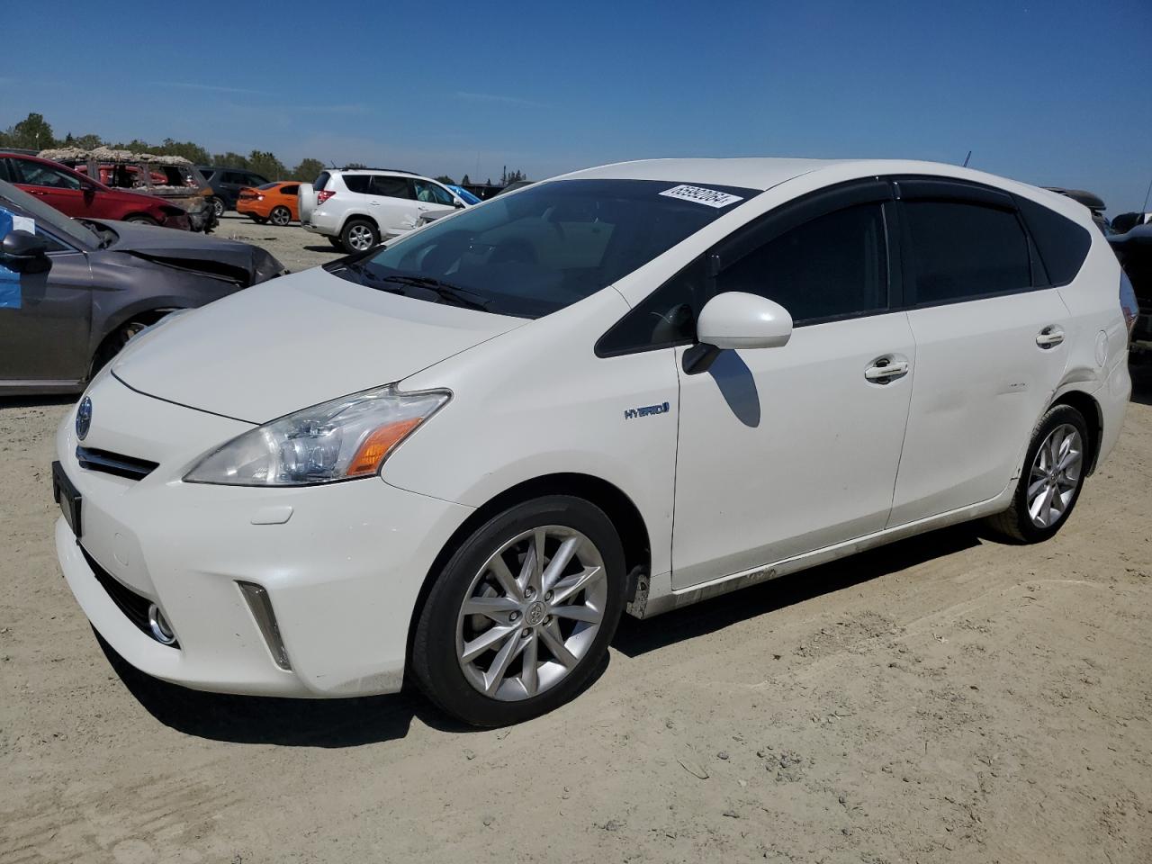 TOYOTA PRIUS V 2012