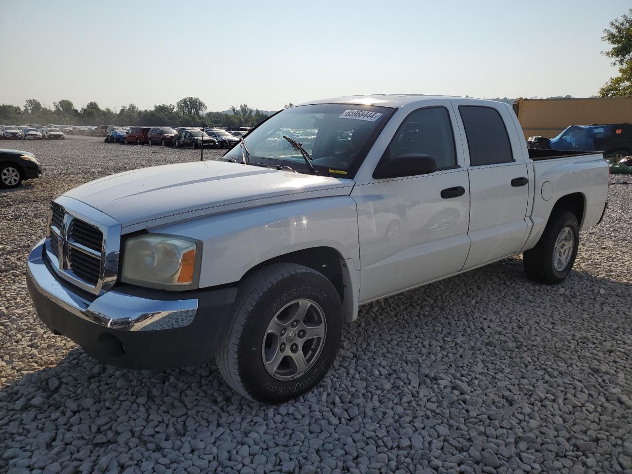 DODGE DAKOTA QUA 2005