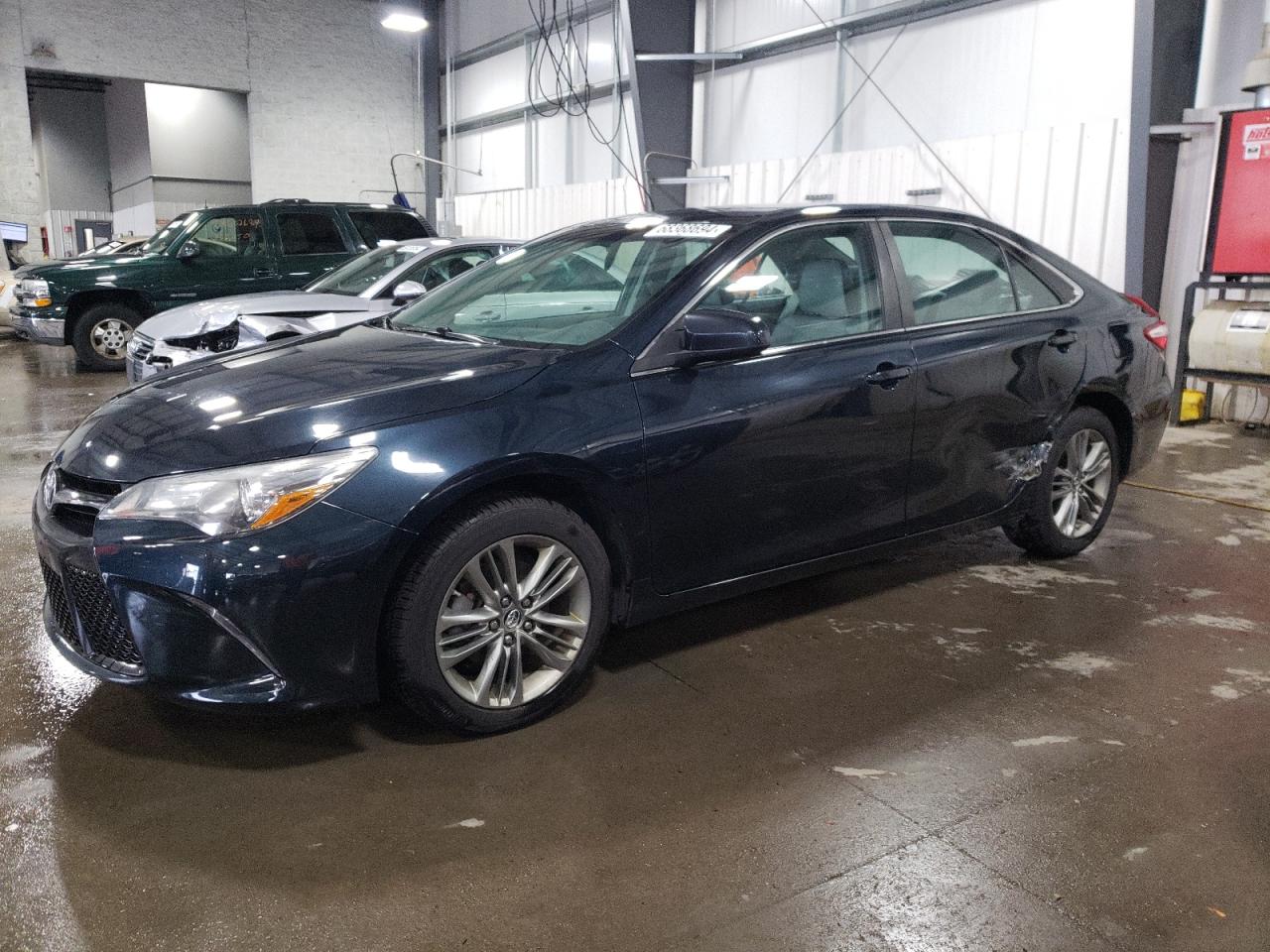 TOYOTA CAMRY LE 2015