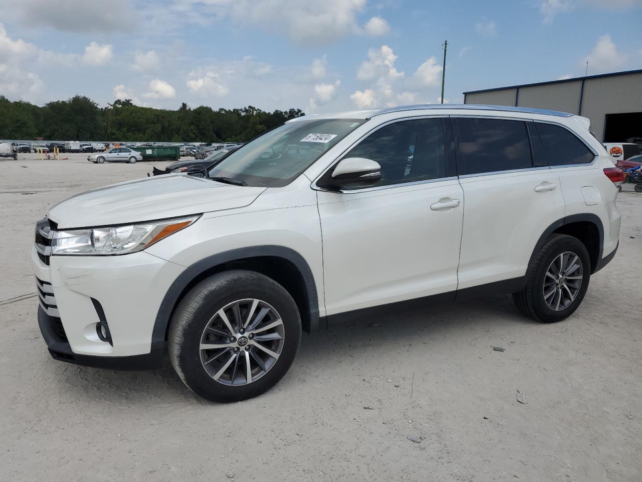 TOYOTA HIGHLANDER 2019