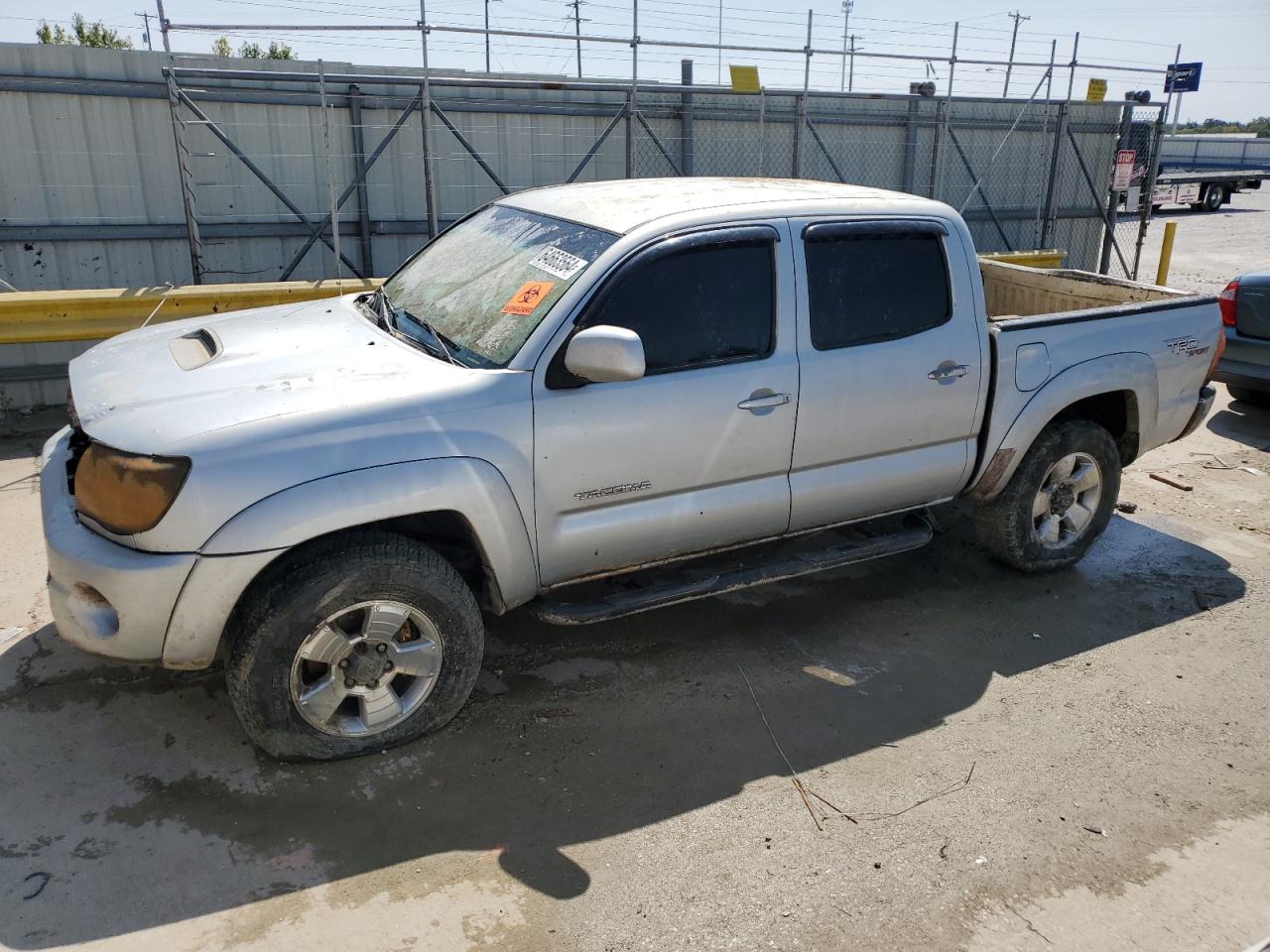 TOYOTA TACOMA DOU 2005