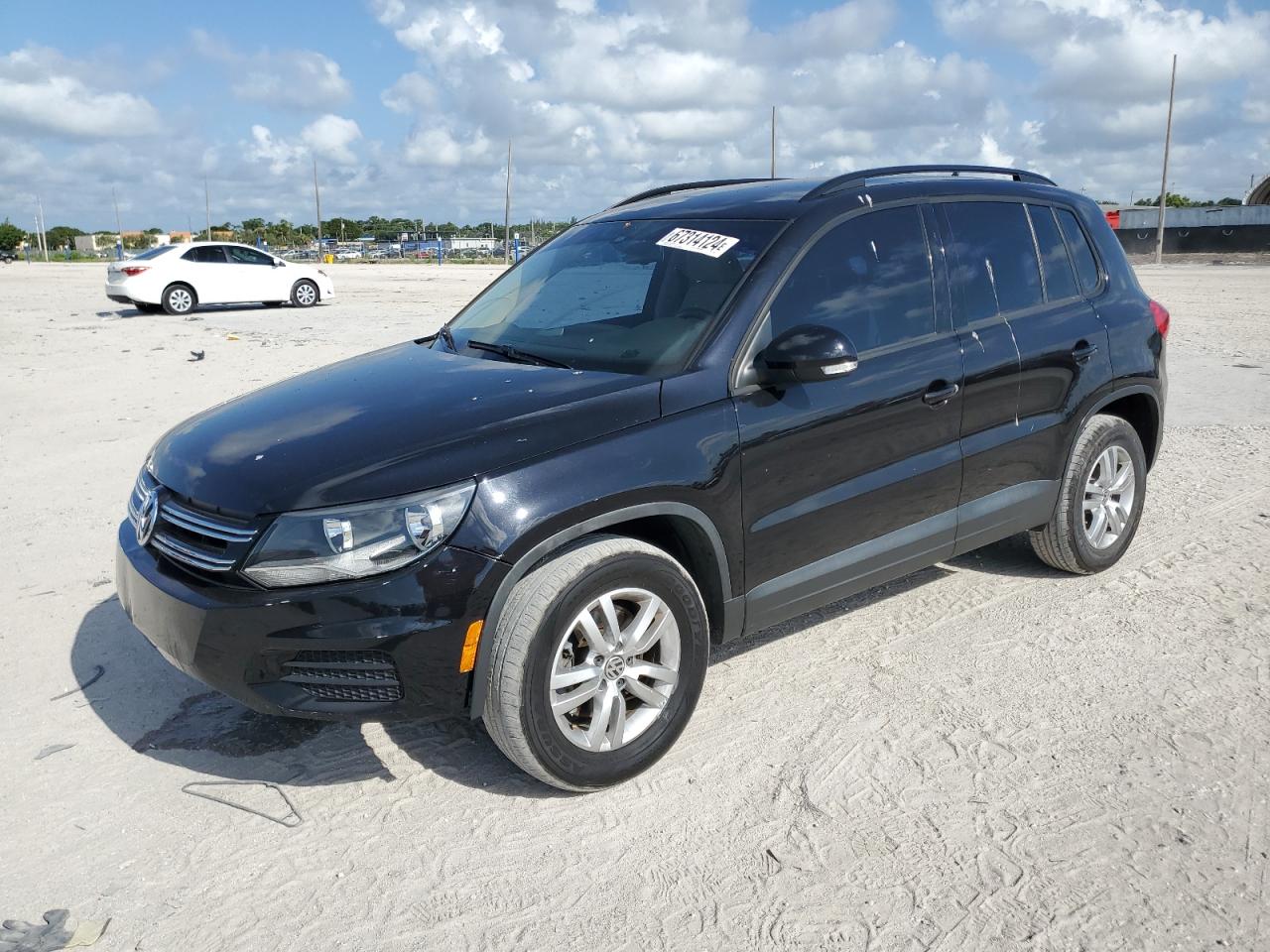 VOLKSWAGEN TIGUAN S 2017