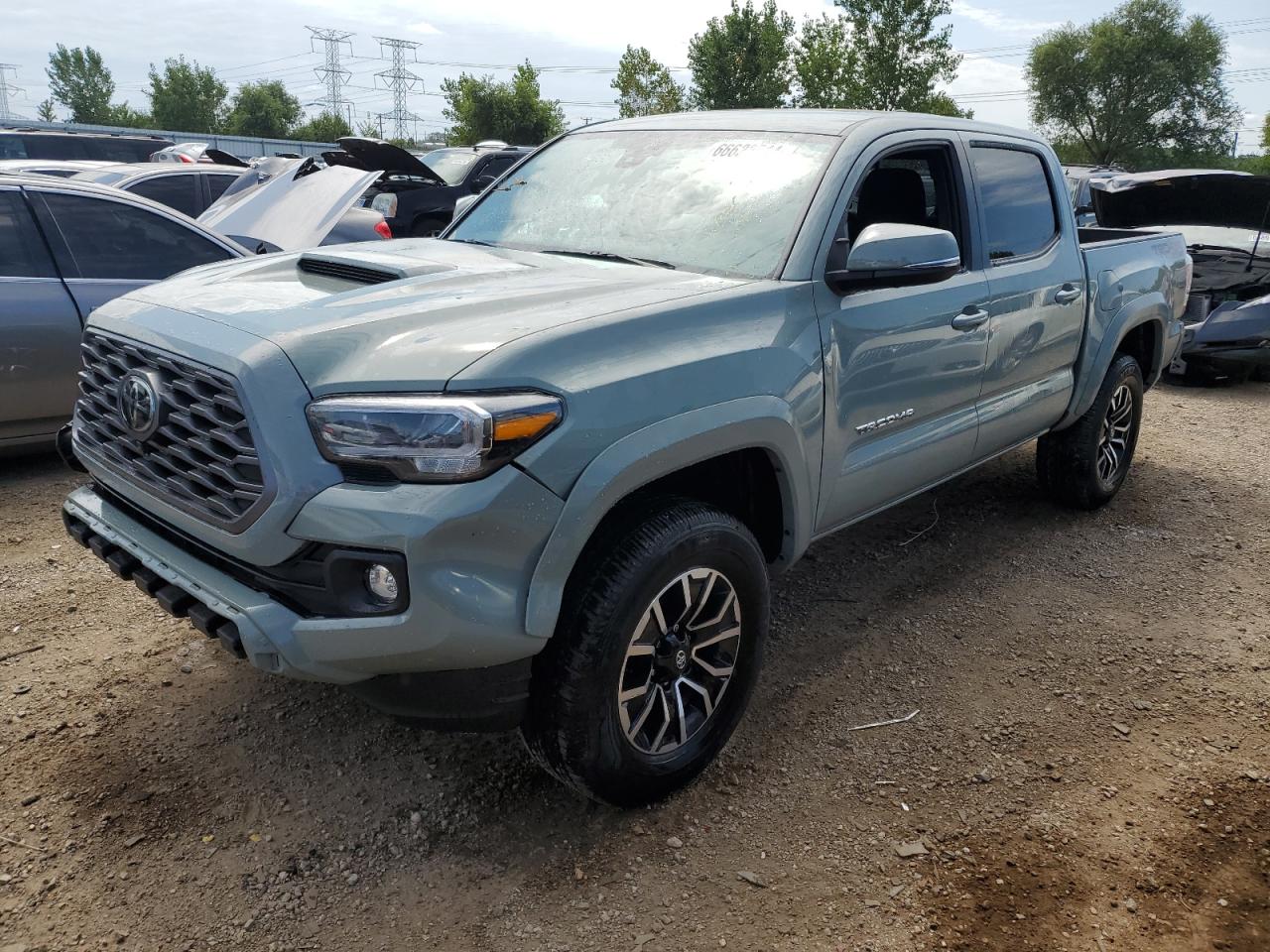 TOYOTA TACOMA DOU 2023
