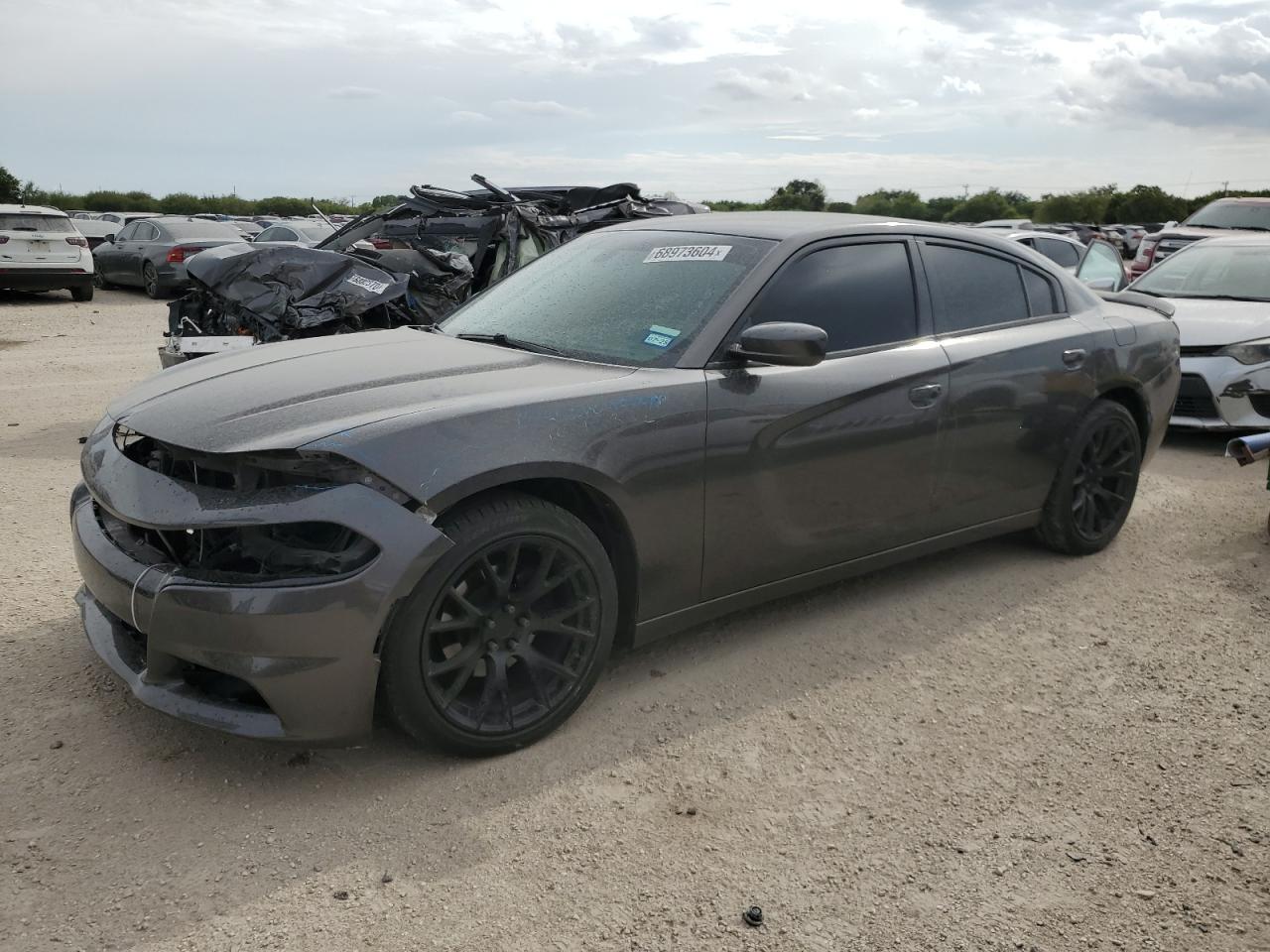 DODGE CHARGER SE 2017