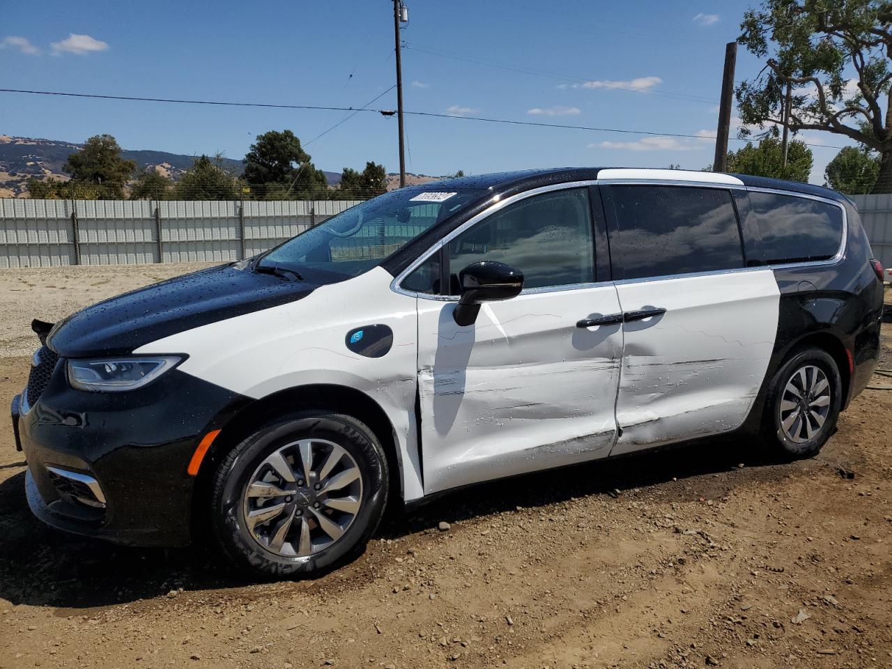 CHRYSLER PACIFICA H 2024