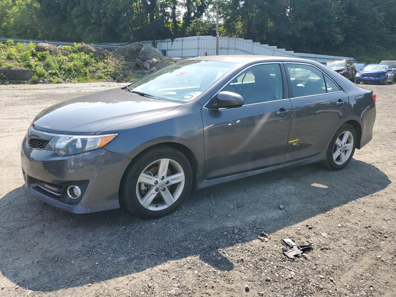 TOYOTA CAMRY 2014