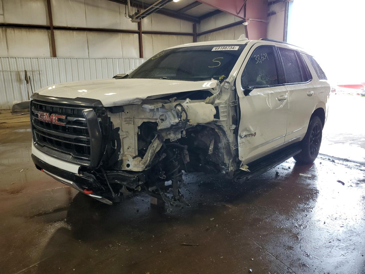 GMC YUKON AT4 2022