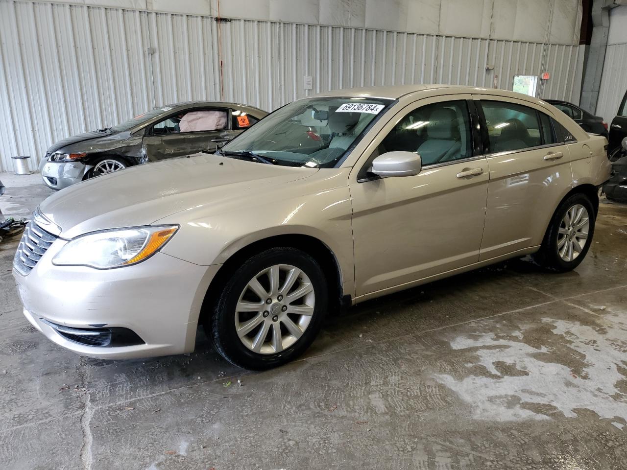 CHRYSLER 200 TOURIN 2013