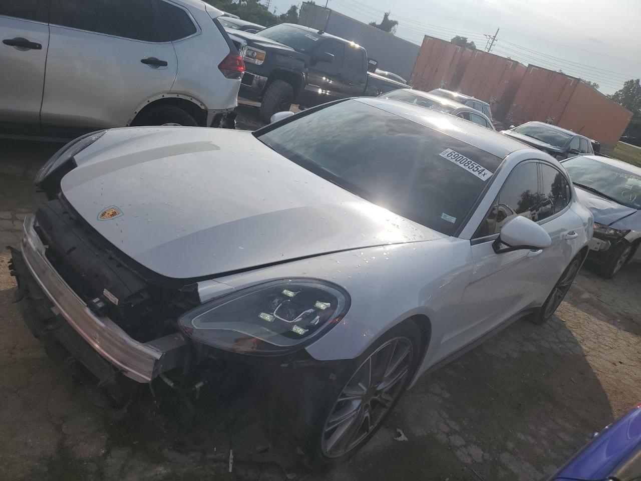 PORSCHE Panamera 4 2018