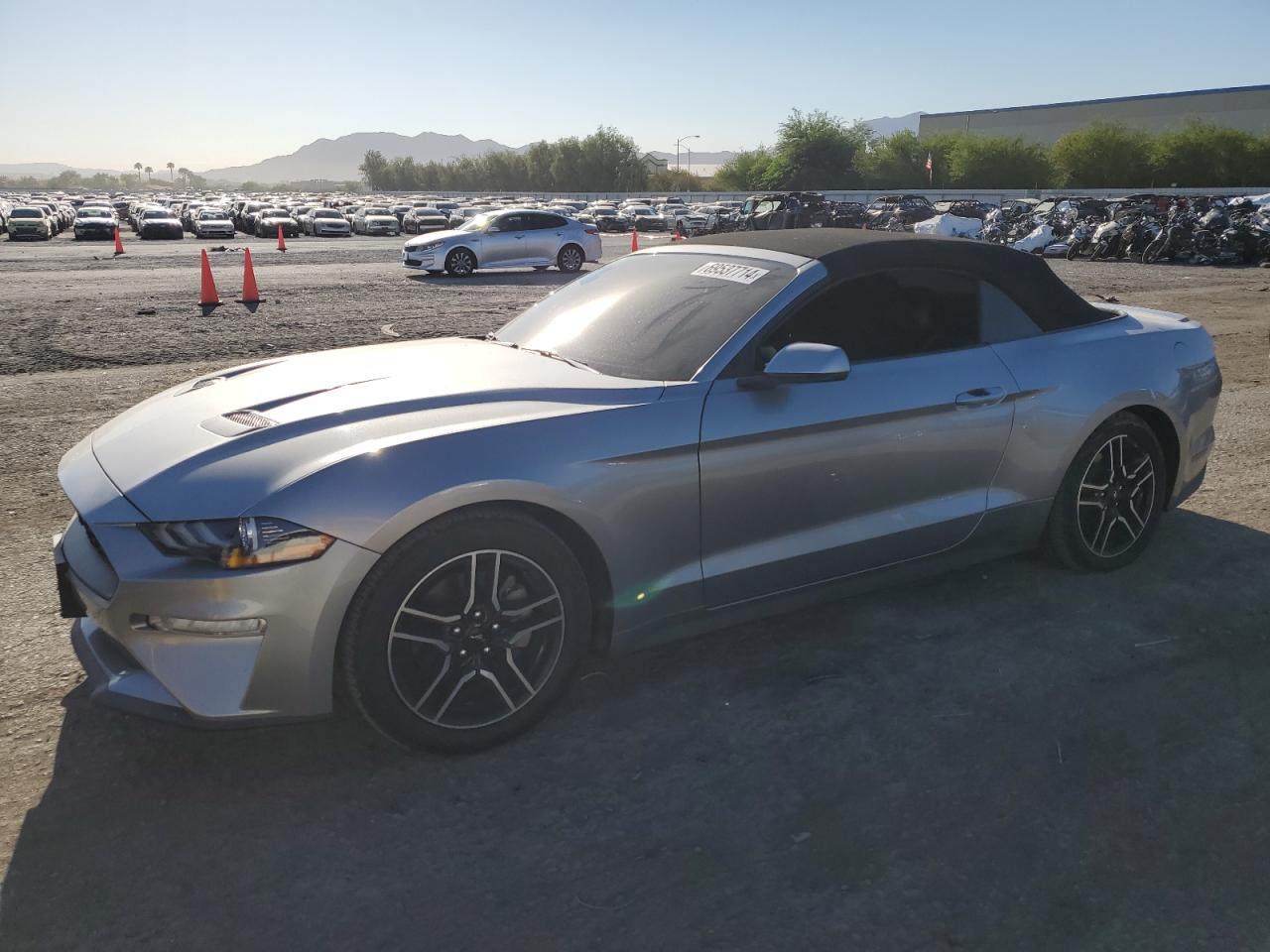 FORD MUSTANG 2020
