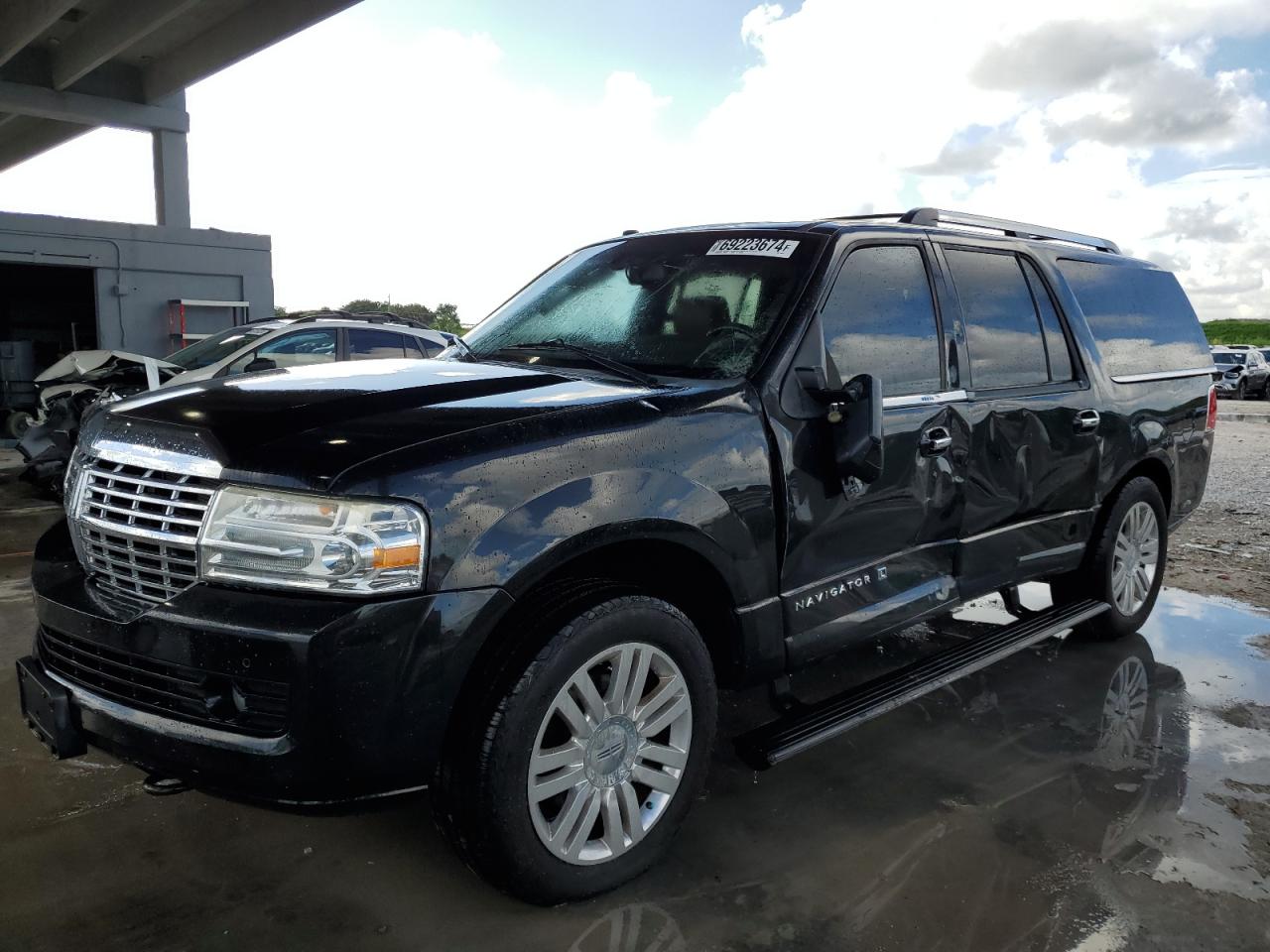 LINCOLN NAVIGATOR 2014