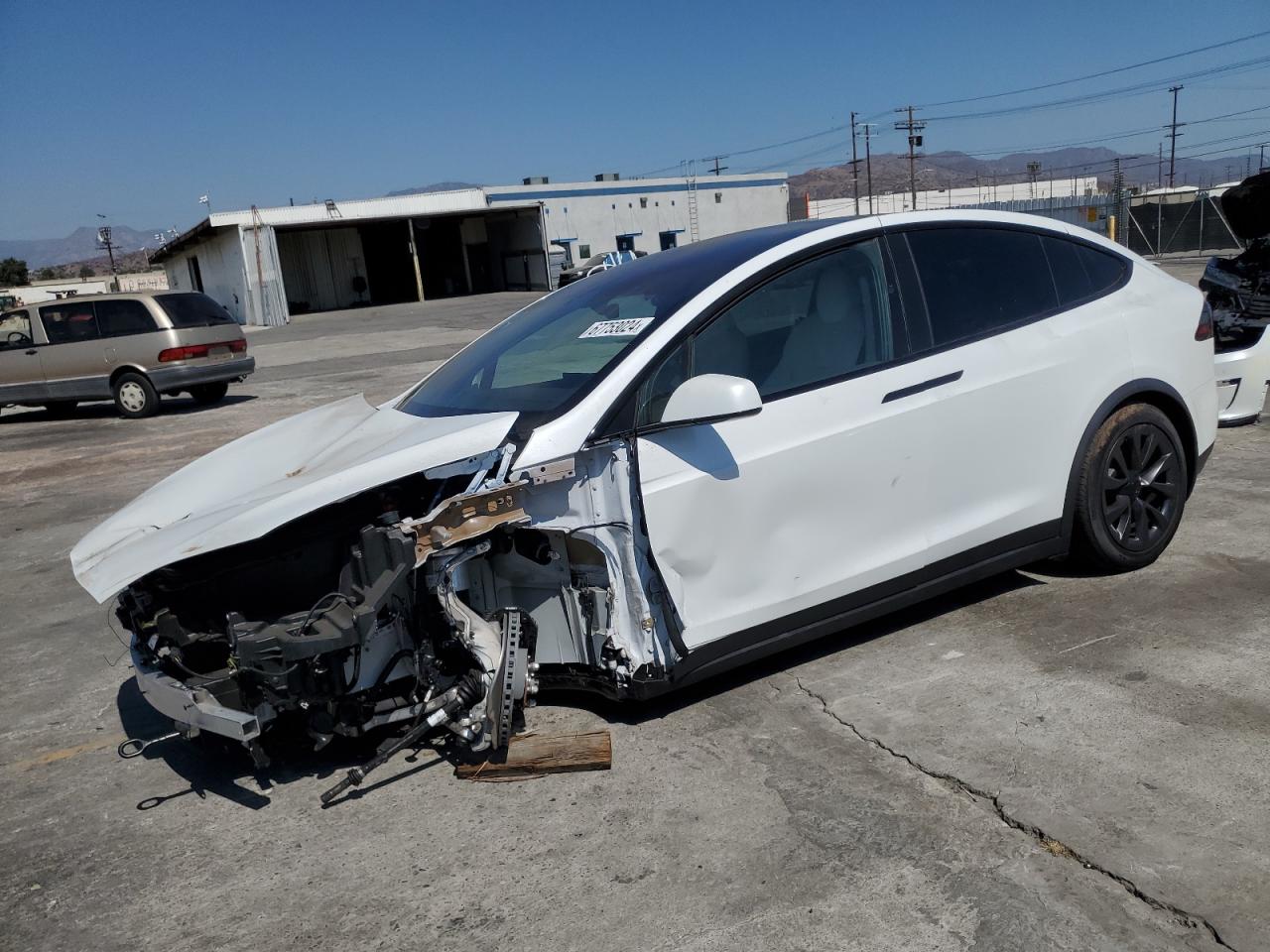 TESLA MODEL X 2024