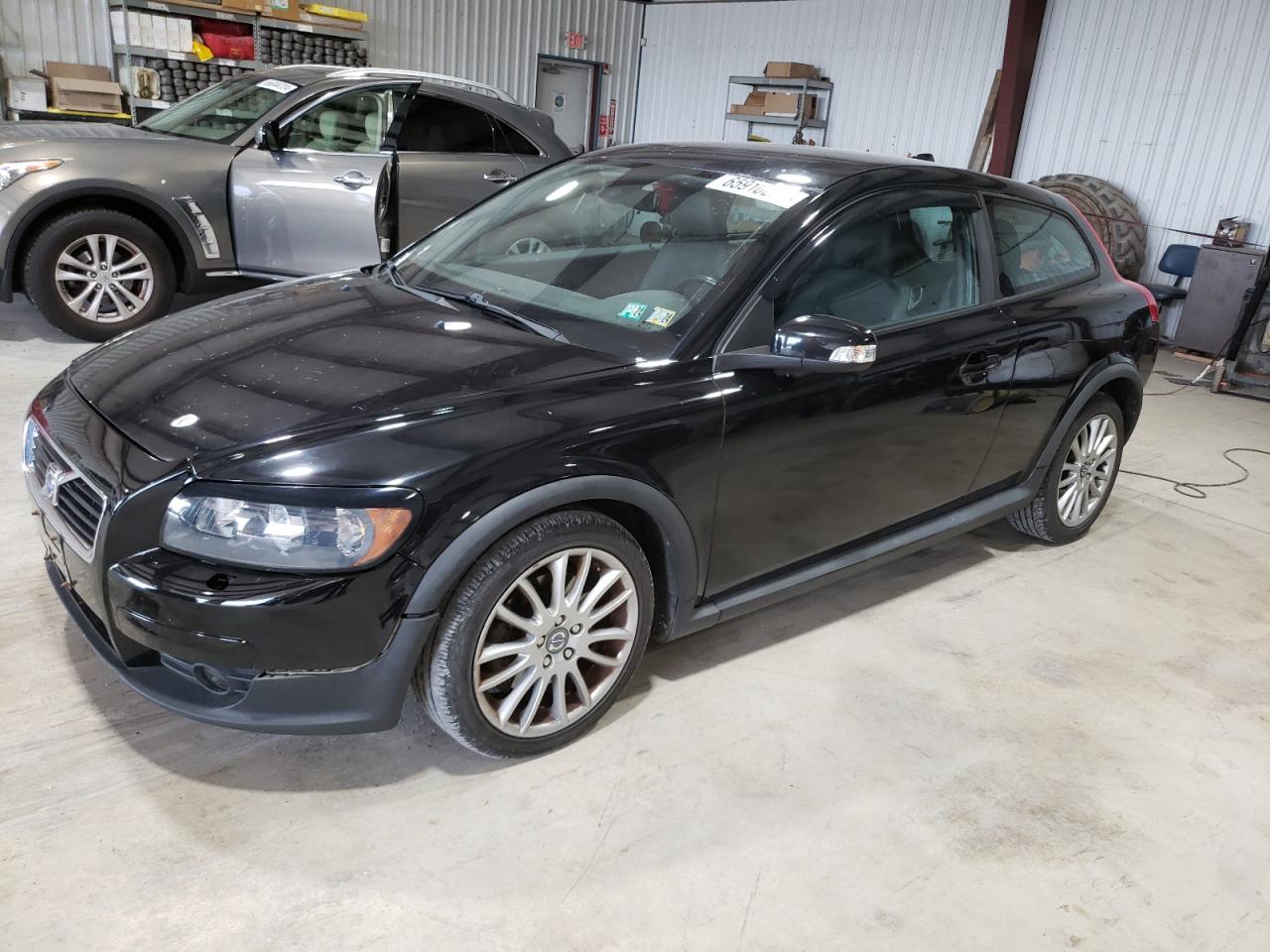 VOLVO C30 T5 2010
