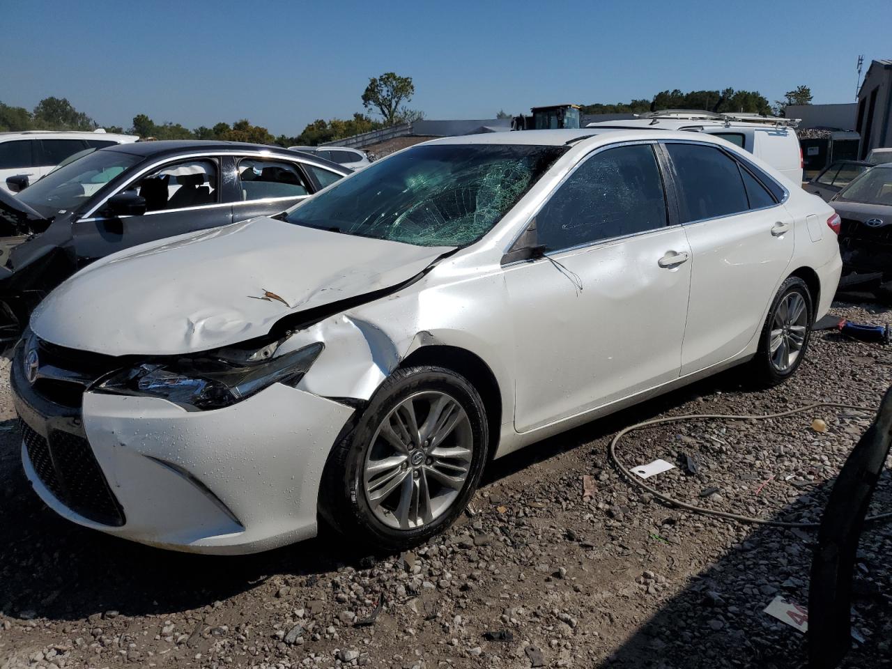 TOYOTA CAMRY LE 2017