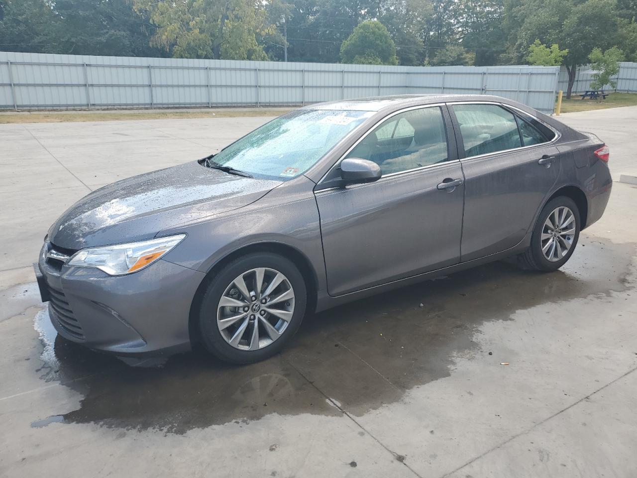 TOYOTA Camry Xle 2016