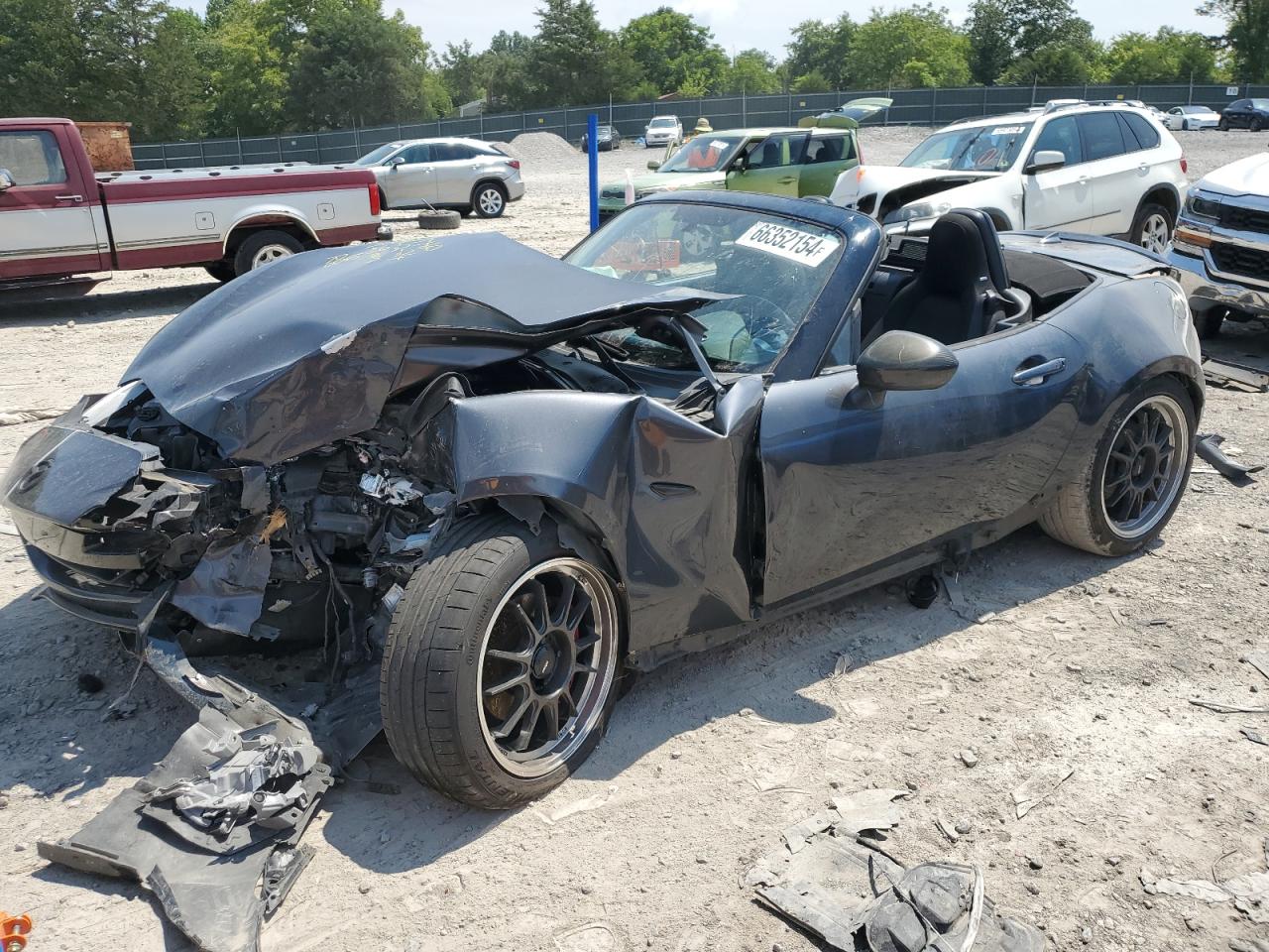 MAZDA MX-5 MIATA 2016