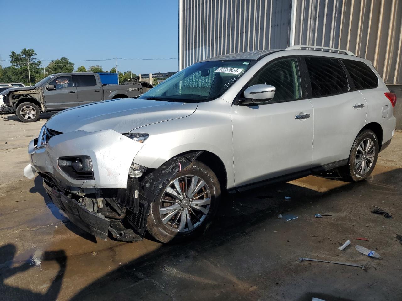 NISSAN PATHFINDER 2018