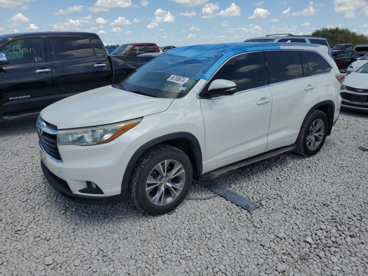 TOYOTA HIGHLANDER 2015