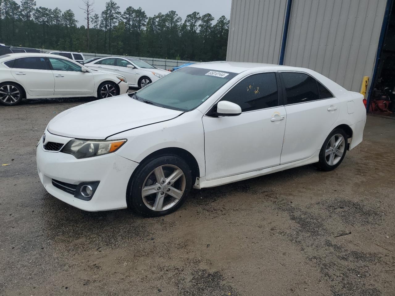 TOYOTA CAMRY BASE 2012