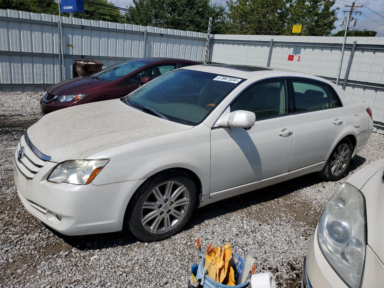TOYOTA AVALON 2005