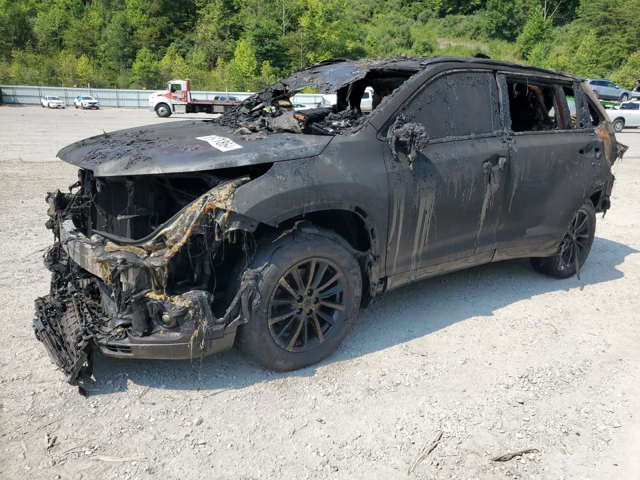 TOYOTA HIGHLANDER 2019