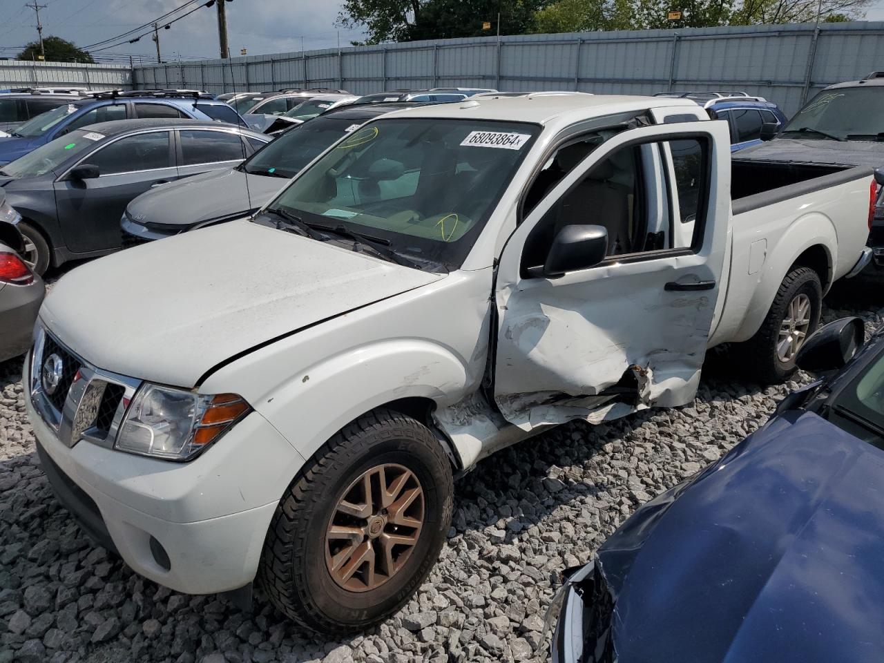 NISSAN FRONTIER 2017