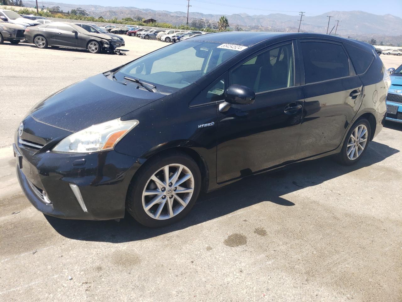 TOYOTA PRIUS V 2014