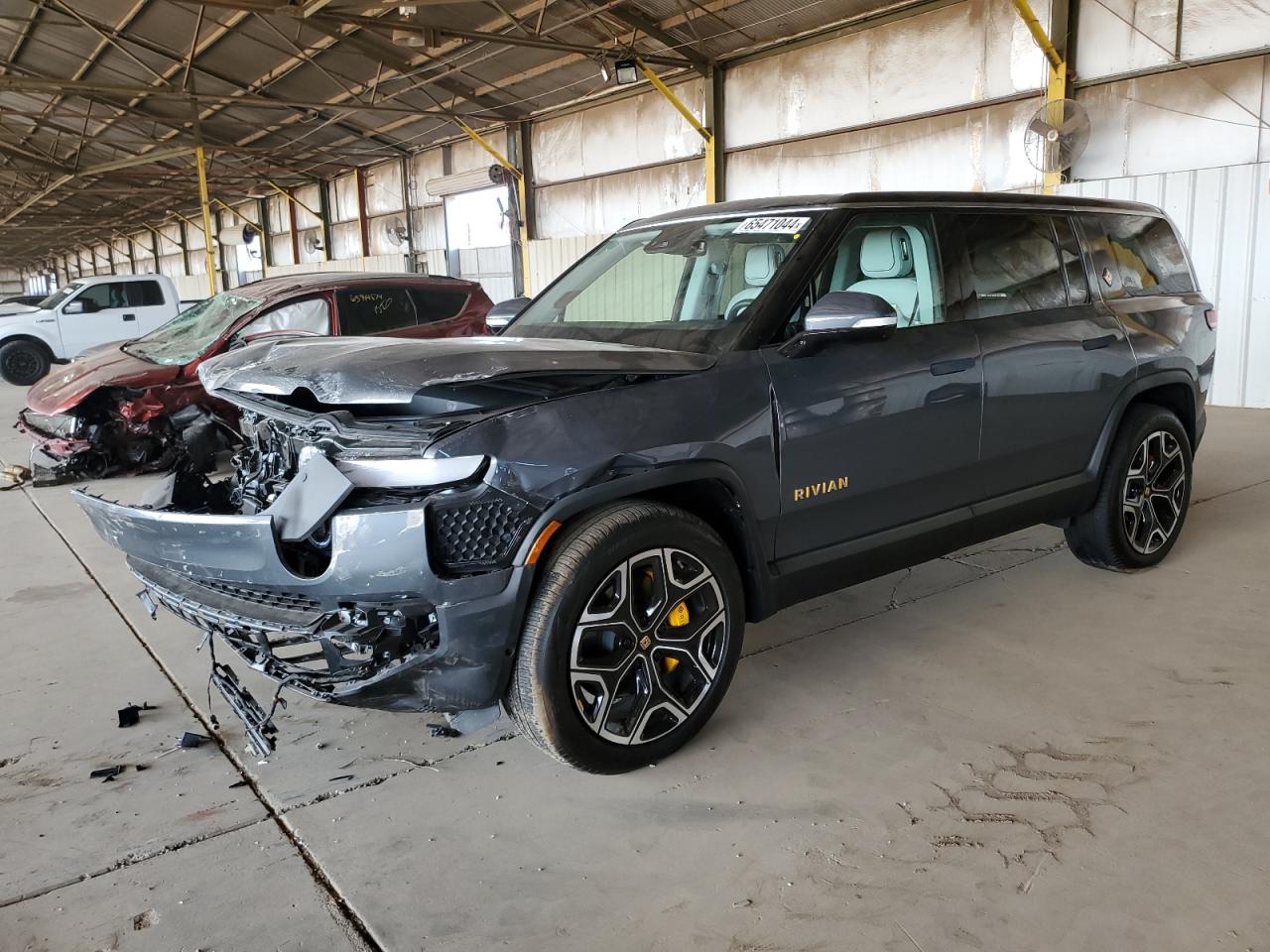 RIVIAN R1S ADVENT 2023