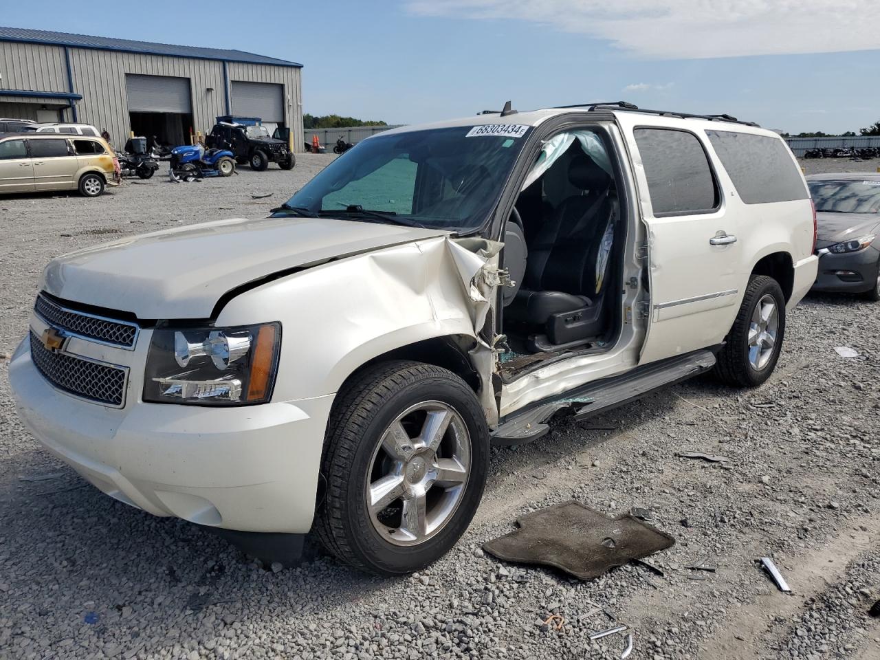 CHEVROLET SUBURBAN K 2013