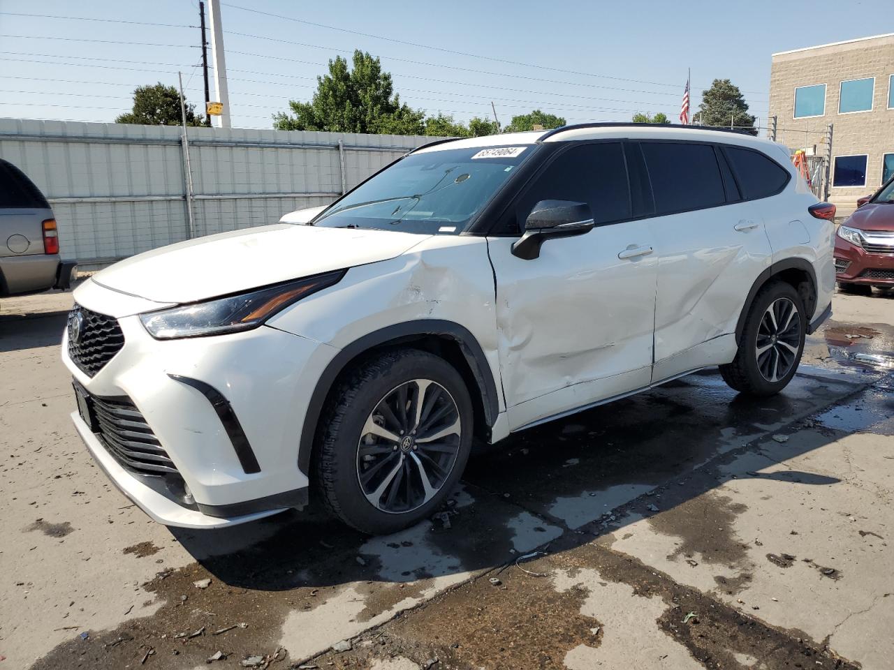 TOYOTA HIGHLANDER 2021