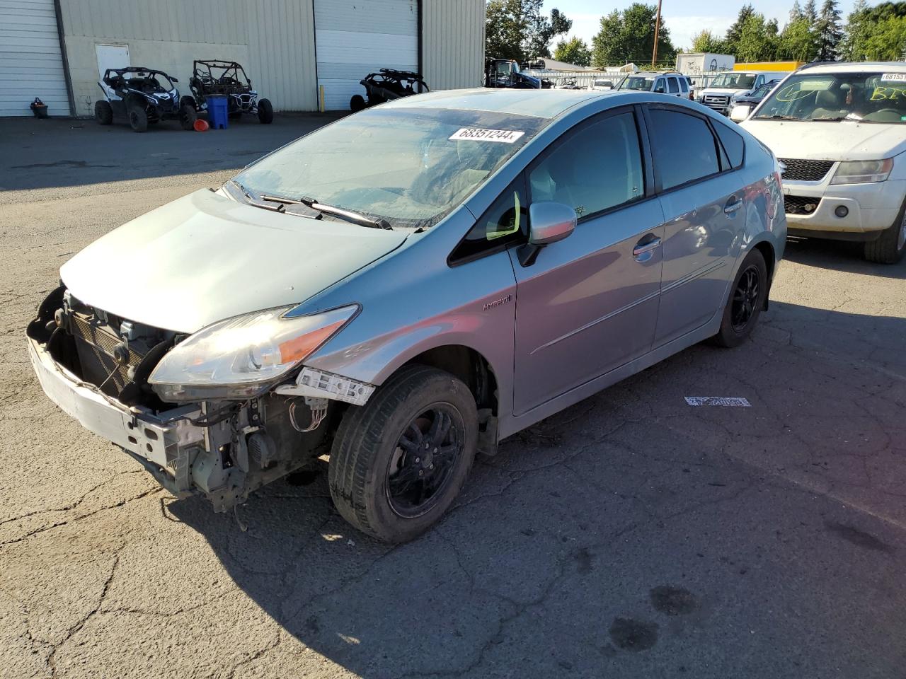 TOYOTA PRIUS 2013