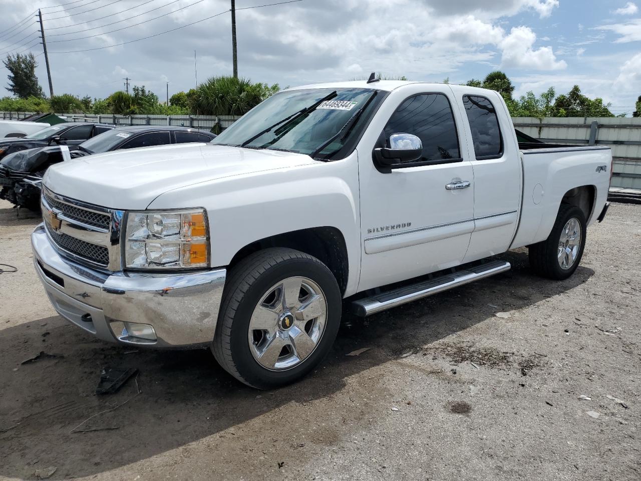CHEVROLET SILVERADO 2013