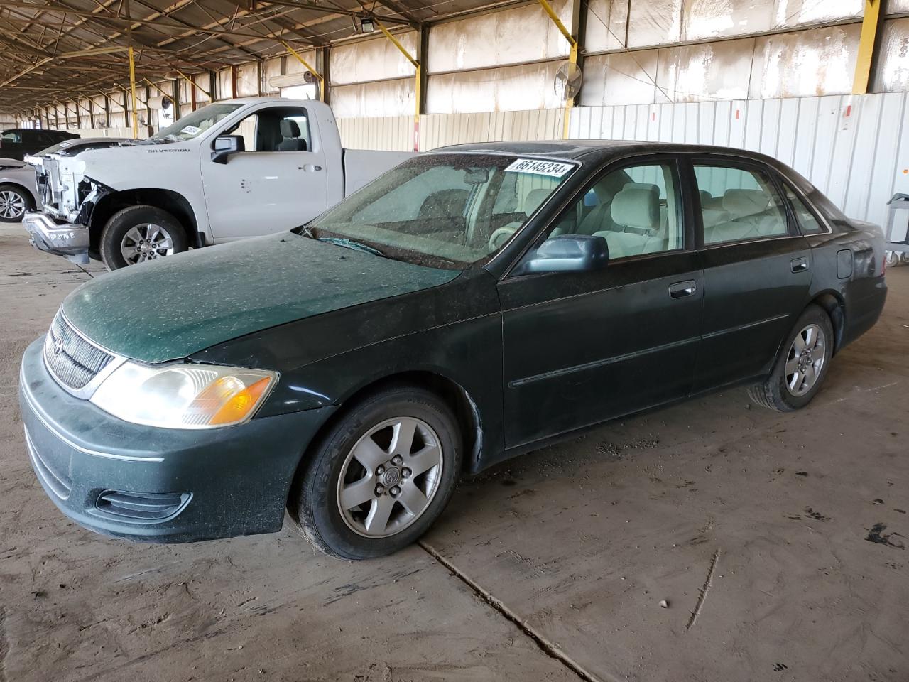 TOYOTA AVALON XL 2000