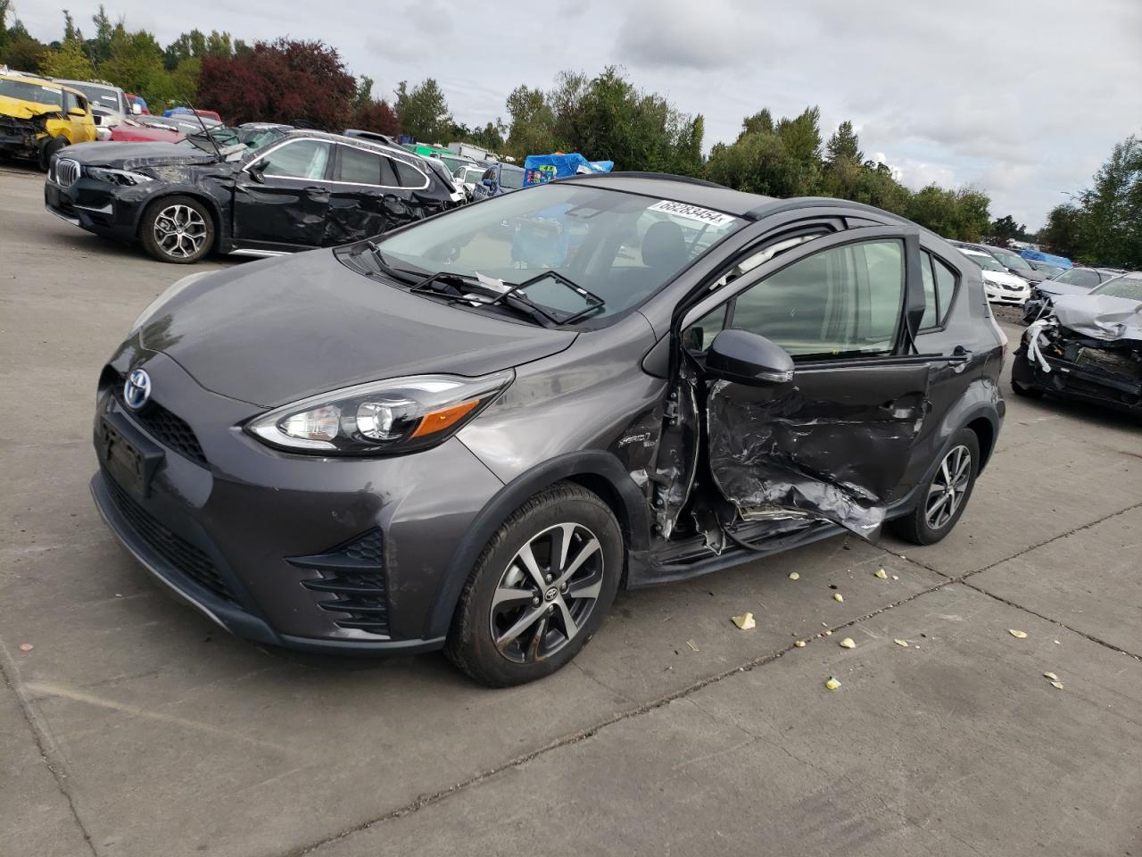 TOYOTA Prius C 2018
