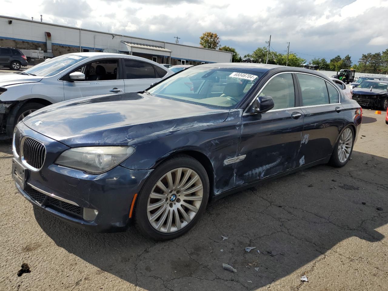 BMW 750 LXI 2011