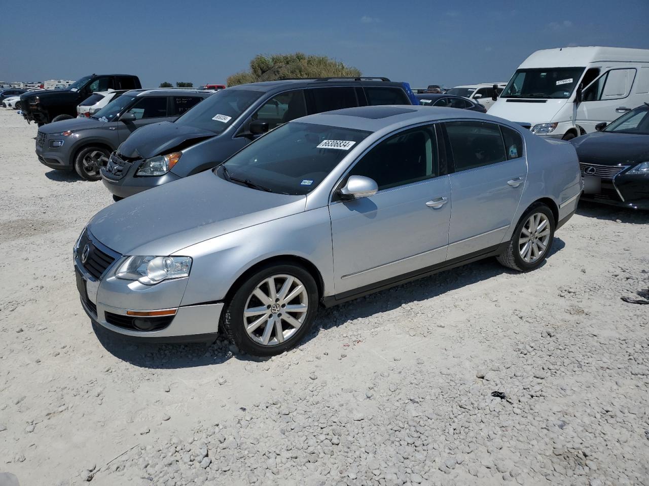 VOLKSWAGEN PASSAT KOM 2010