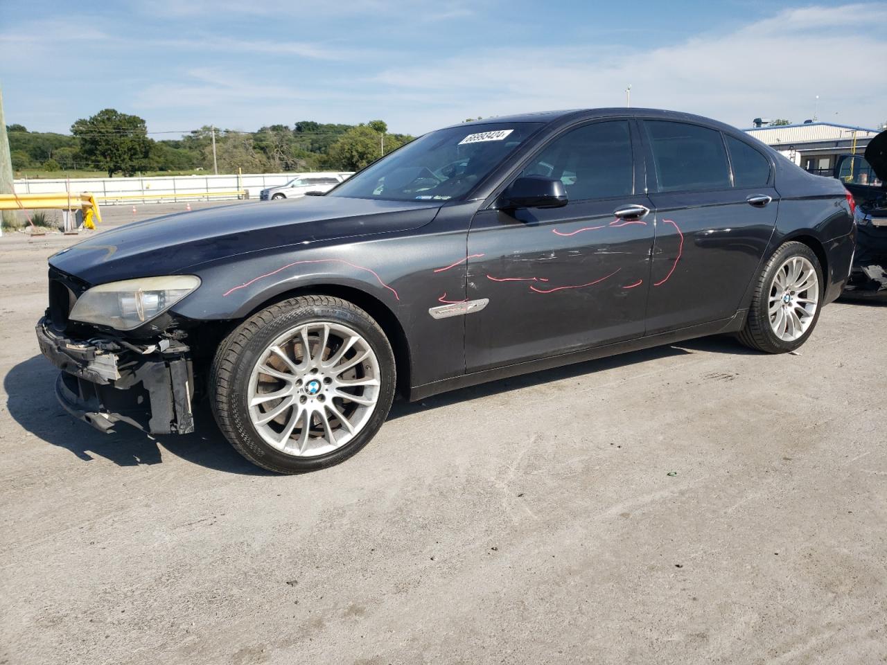 BMW 750 XI 2011