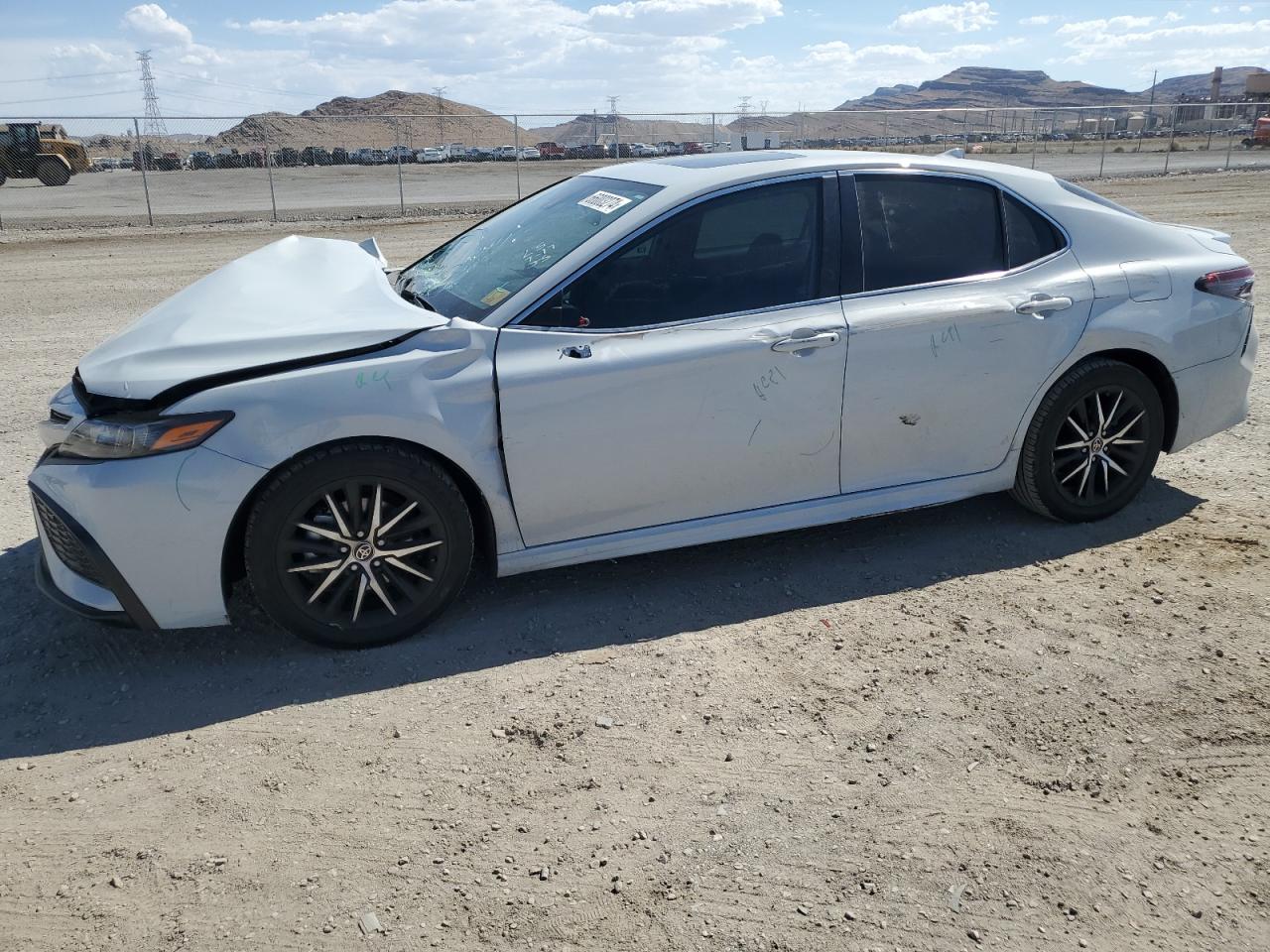 TOYOTA CAMRY SE N 2023