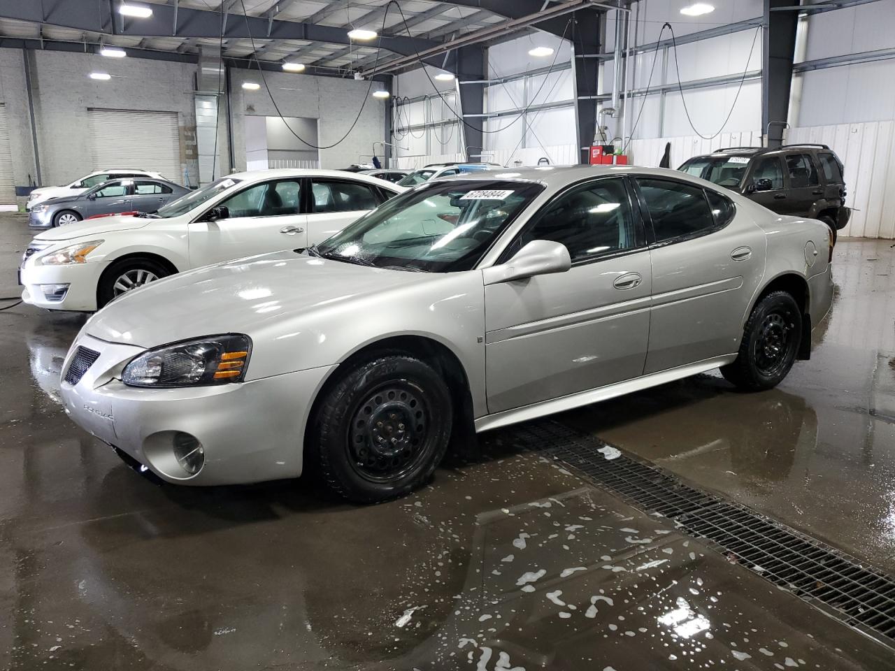 PONTIAC Grand Prix 2007