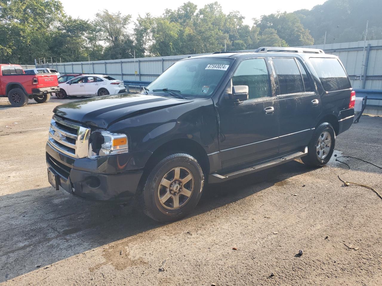 FORD EXPEDITION 2012