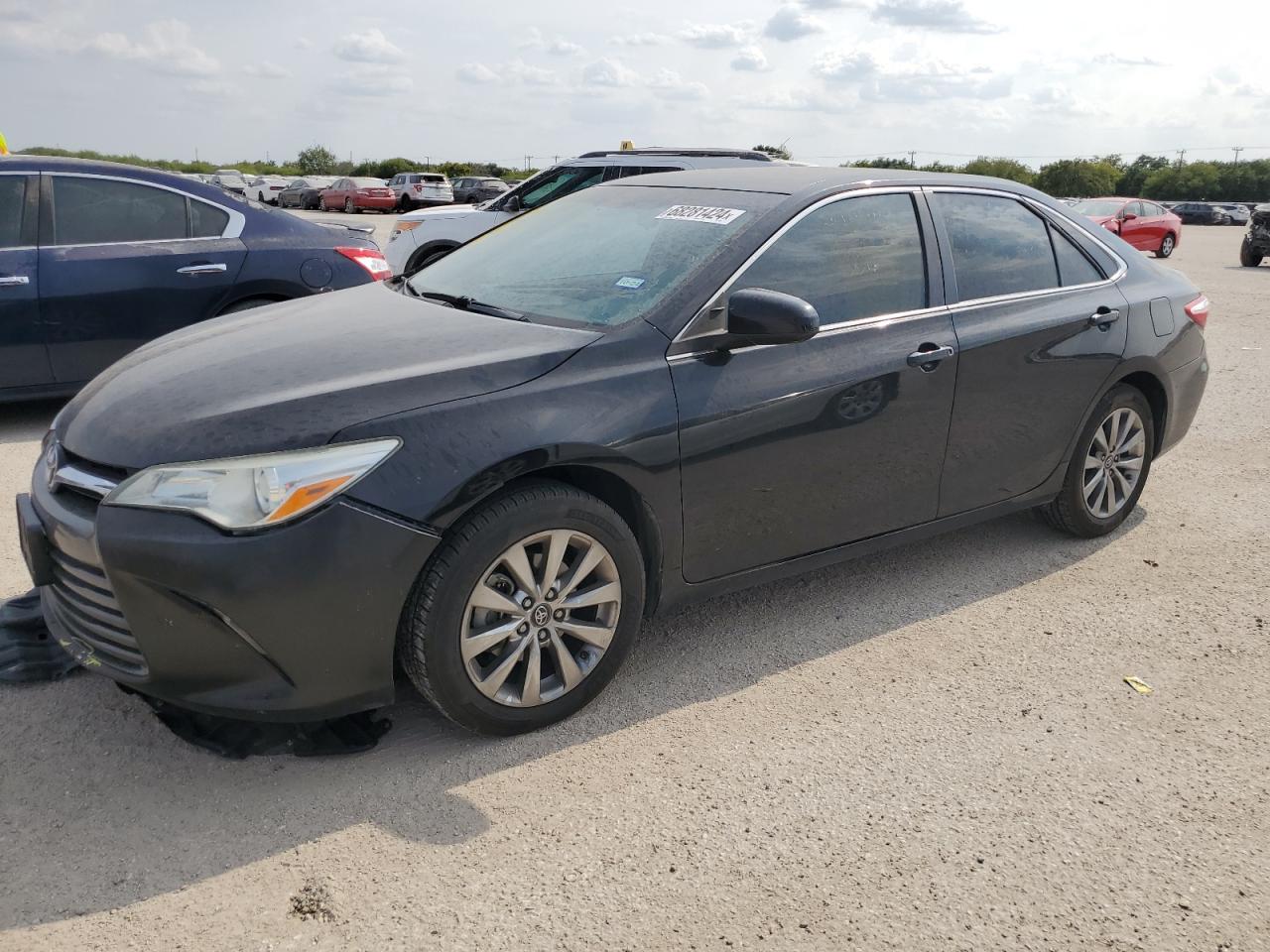 TOYOTA CAMRY 2016