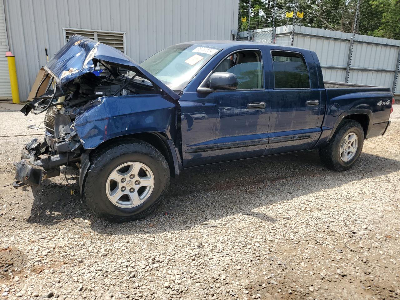 DODGE DAKOTA QUA 2005